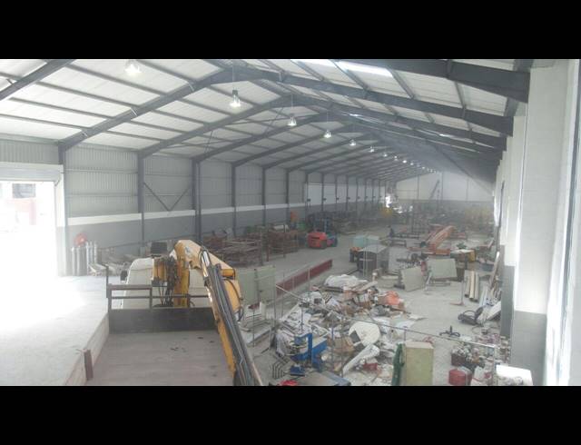 2,700M² FACTORY TO LET IN BLACKHEATH INDUSTRIAL